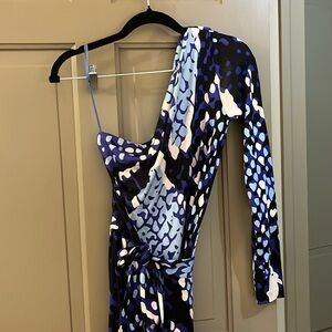 Diane Von Furstenberg Vintage wrap dress .